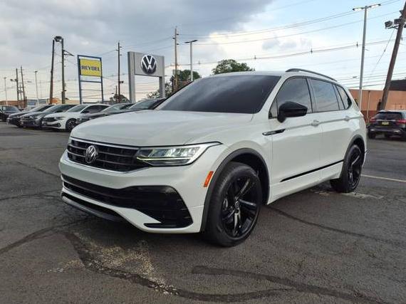 VOLKSWAGEN TIGUAN 4MOTION 2023 3VV8B7AX5PM026703 image